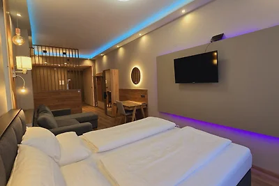 Elegance Lux Living 214