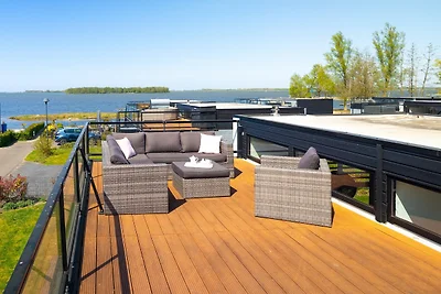 Excellent Cube mit Dachterrasse.