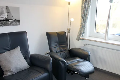 Haus NO. 63 - Ferienwohnung "oben"