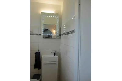 Ferienhaus im Kanalblick