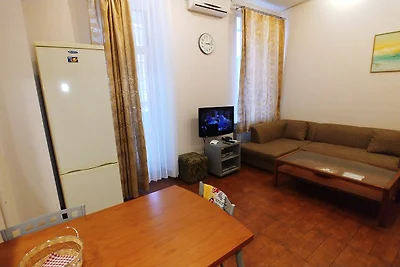 One bedroom. 5a Baseina str .