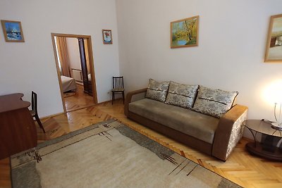 One bedroom. 3 Baseina str.