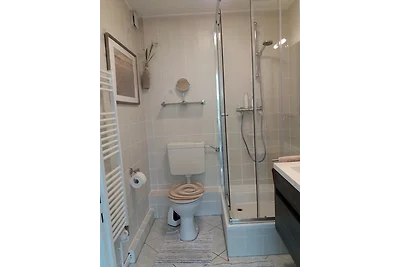 Haus NO. 63 - Ferienwohnung "oben"