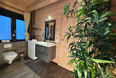 Romantik Hütte anno 2018, Haus 2