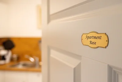 Jagdhaus zu Amtern Apartment Rose