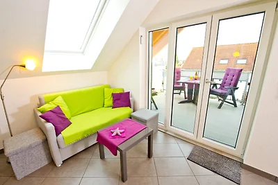 Longstay-Wohnung mit Dachbalkon zum