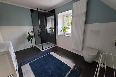 geraümige Wohnung im Grünen