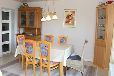 Geräumiger Bungalow im Ostseebad