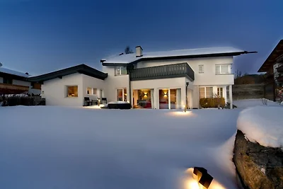 Grand Garden Residence by Villa