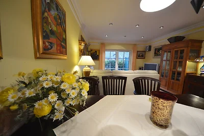 Ferienhaus "Strandflieder" in Gross