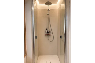 Apartment 35, "Captain's