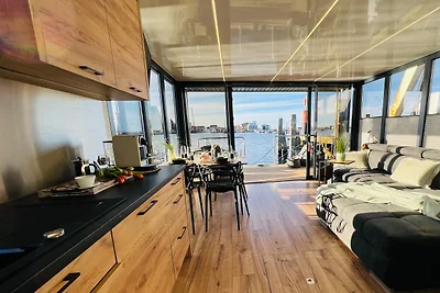 Traum-Hausboot "Mountainstreet 29"