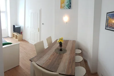 2-SZ, zentrales, helles Apartment