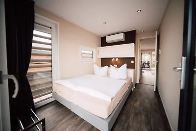 Casa su barca Vacanza single Görlitz