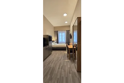 Elegance Lux Living 207