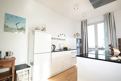 FIRST Waterkantsuite