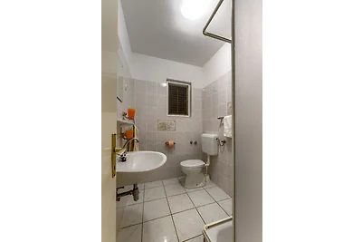 Wohnung für 2+3 Personen mit