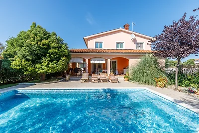 Vakantiehuis Ontspannende vakantie Peroj