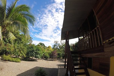 Haus mit trop. Garten am Cahuita