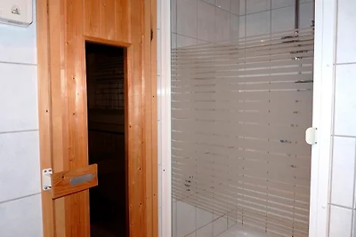Haus am Plauer See mit Bootssteg