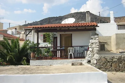 Ferienhaus "KATO RUGA" in Kerames
