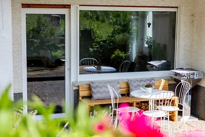 Ferienwohnung mit Kamin am Waldrand