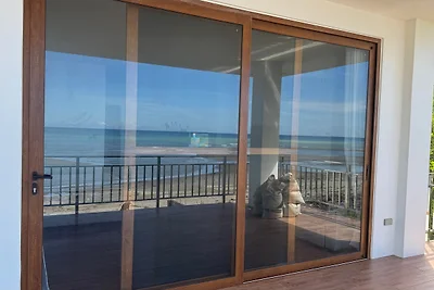 Buddy's Beach House Studio 2