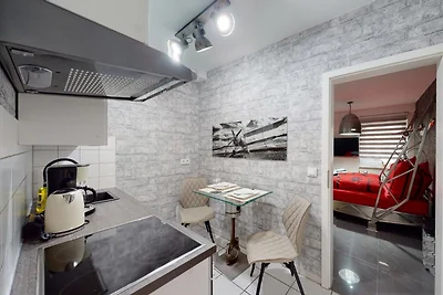 Wismarer Hangar - ABC606