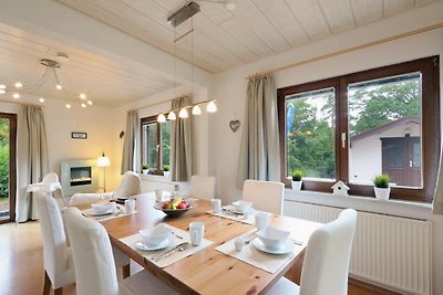 Ferienhaus Anne mit Sauna, See