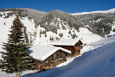 Urige Berghütte in ruhiger