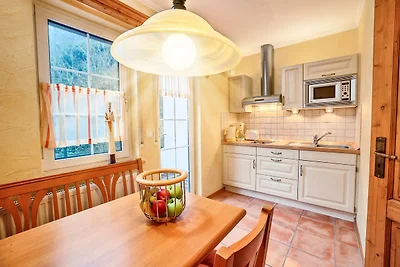 Maria Ruh Apartment No1