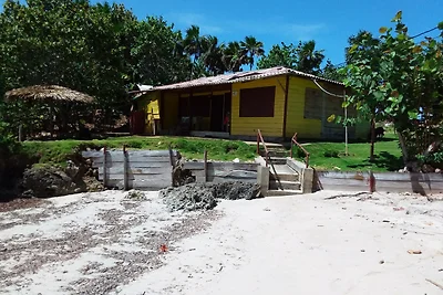 CASA YAN-INOLVIS. MAGUANA BEACH