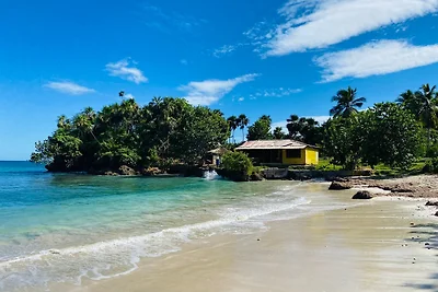 CASA YAN-INOLVIS. MAGUANA BEACH
