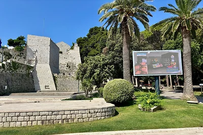 Appartamento Vacanza con famiglia Supetarska Draga