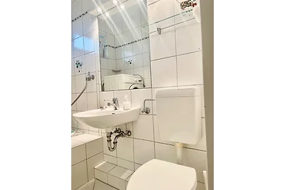 Ruhiges Landhaus am Wald mit Garten