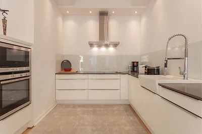 Villa Claire Sea Lounge