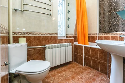 One bedroom. 6 Zankovetskoi St.