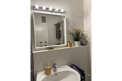 Buchta, Sarina: "Strandkoje am