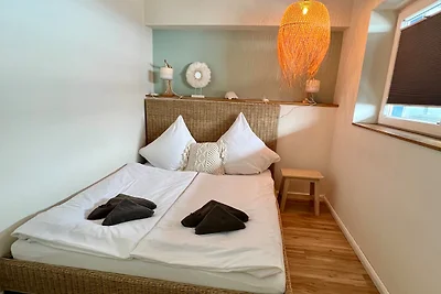 COAST HOUSE Sky Suite