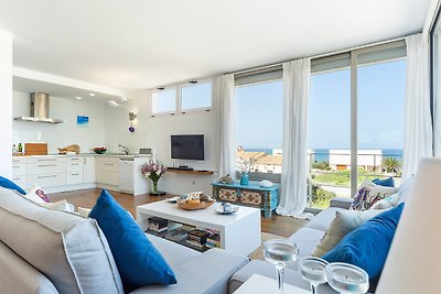 Modern Panoramic Sea View House