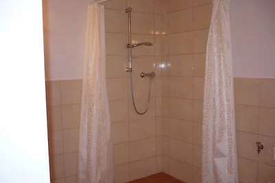 Ferienwohnung 500m zum See