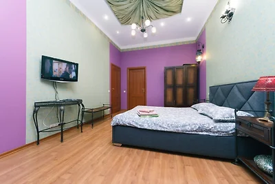 One bedroom. Luxe. 5a Baseina str.