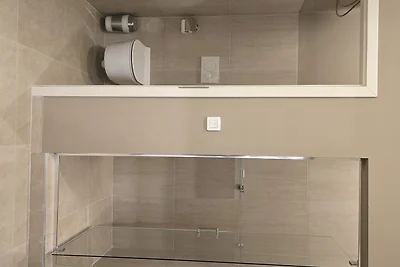 Elegance Lux Living 207