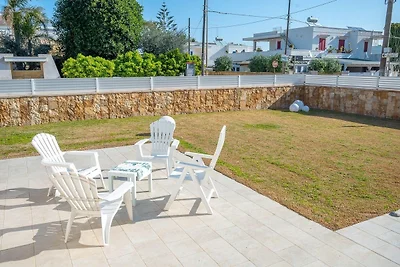 Villetta Pina 50 metri da spiaggia