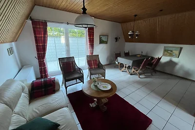 Grietje I (rotes Haus links)