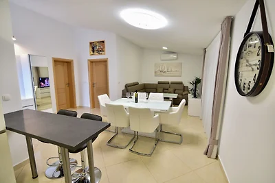 Appartamento Vacanza con famiglia Vir