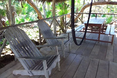 CASA YAN-INOLVIS. MAGUANA BEACH