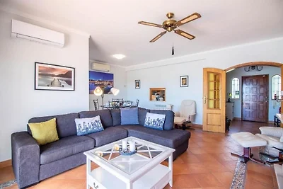 Charmante Villa mit 3 Schlafzimmer