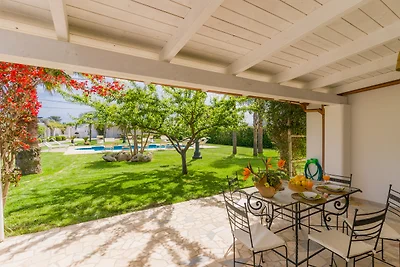 Apulian Shanti house