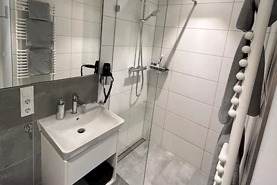 NINO-Boardinghouse 4 - ruth's